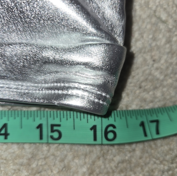 Silver Bikini Set🍒 - Picture 4 of 11